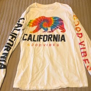 California good vibes white shirt